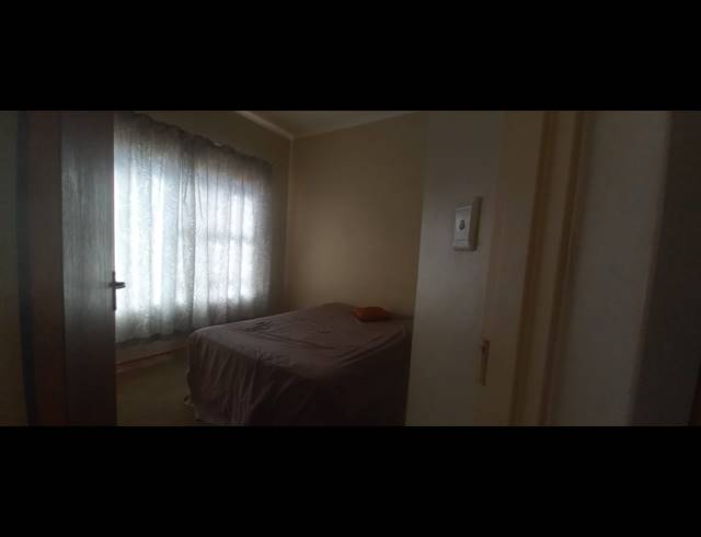 2 BEDROOM APARTMENT TO LET IN FLEURDAL